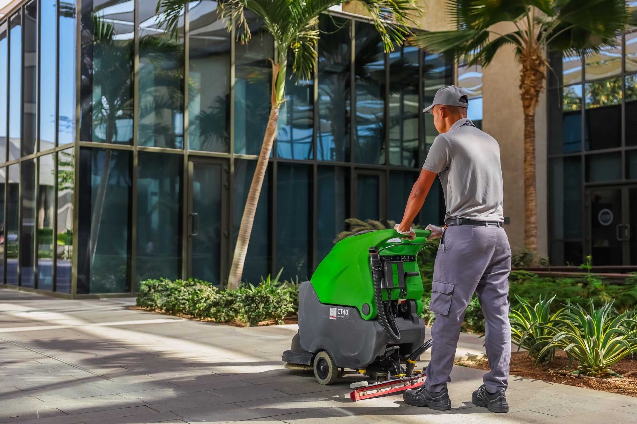 amrak-beach-cleaning-maintenance